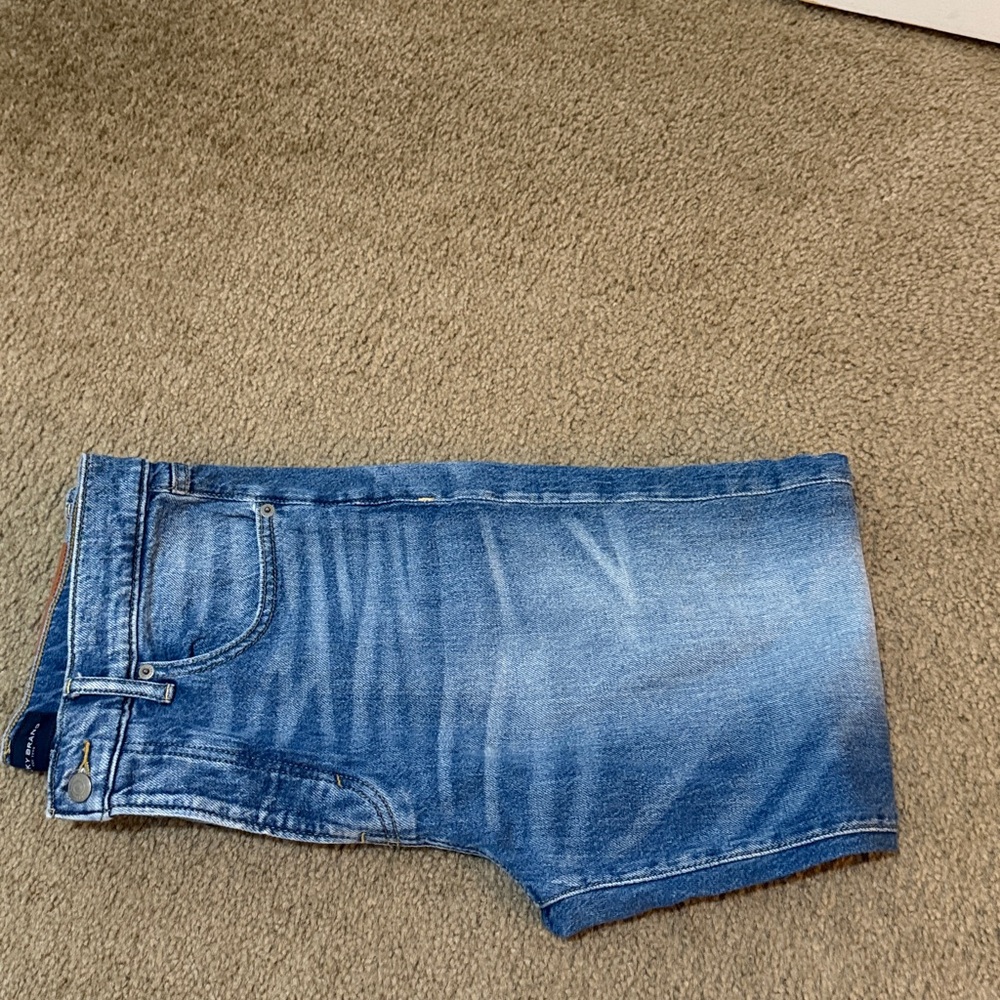 Lucky Brand Ladies Relaxed Fit Blue Jeans - Picture 9 of 9